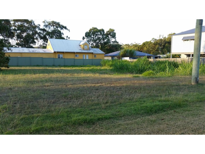 65 Laurel Street, Russell Island QLD 4184
