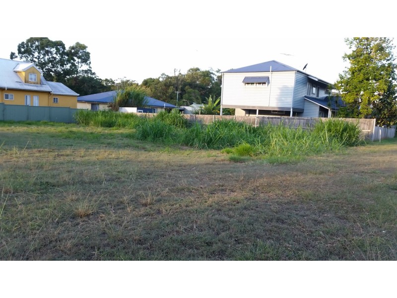 65 Laurel Street, Russell Island QLD 4184