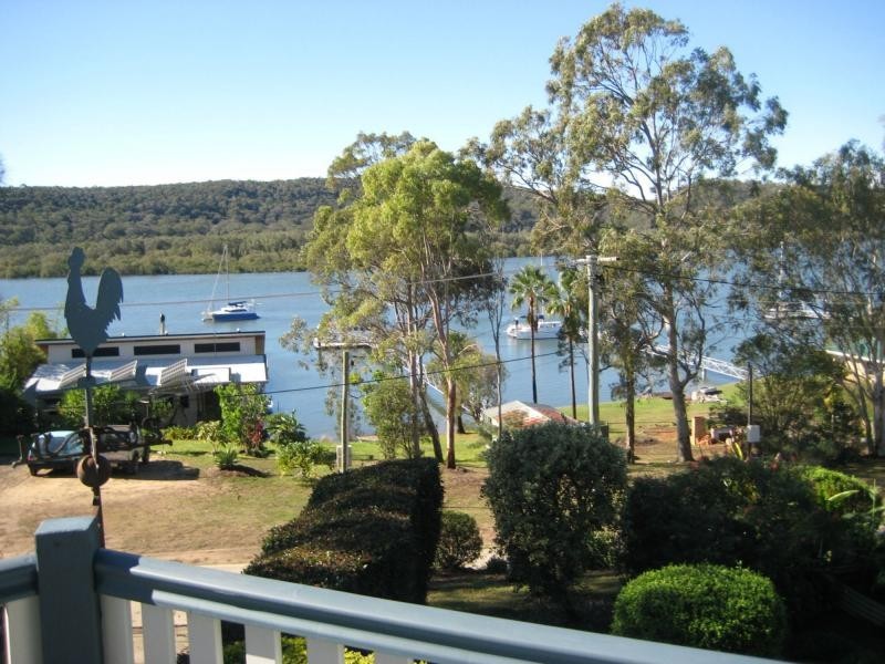 64 Wahine Drive, Russell Island QLD 4184