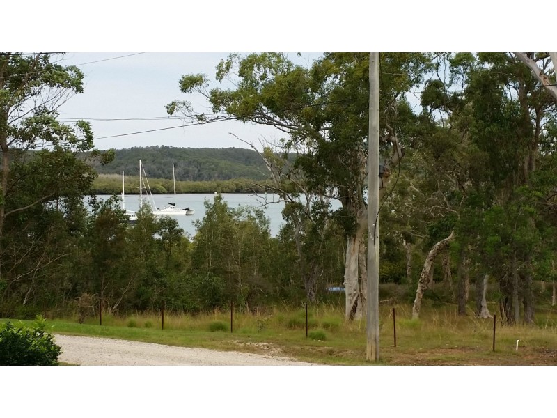 24 Orme Street, Russell Island QLD 4184