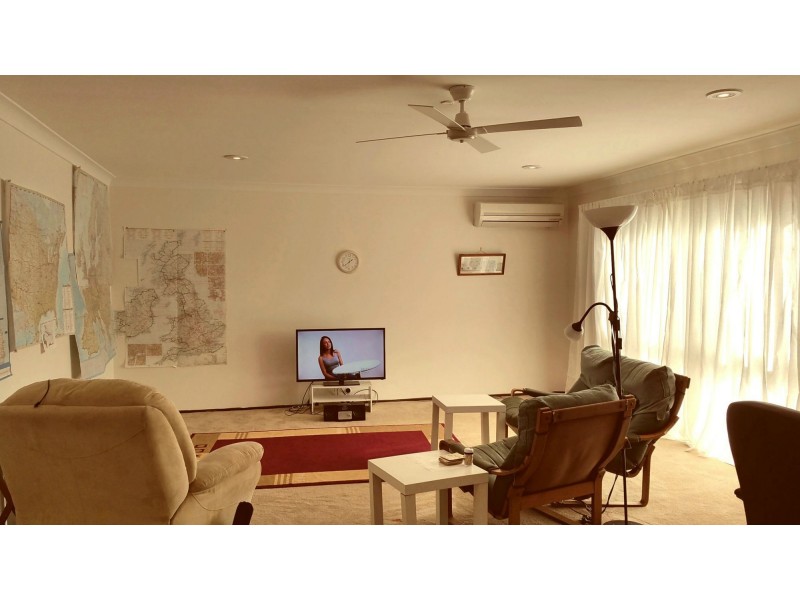 8 Browning Street, Russell Island QLD 4184