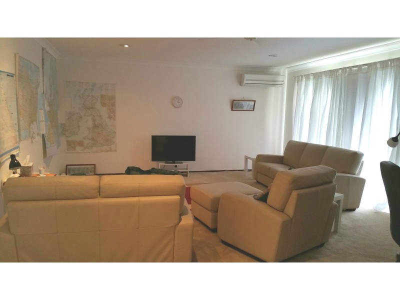 8 Browning Street, Russell Island QLD 4184