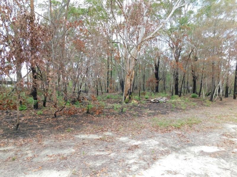 9-11 Tomewin Road, Russell Island QLD 4184