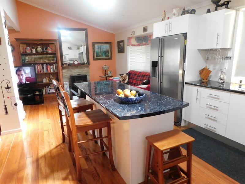 15 Bradman Street, Russell Island QLD 4184