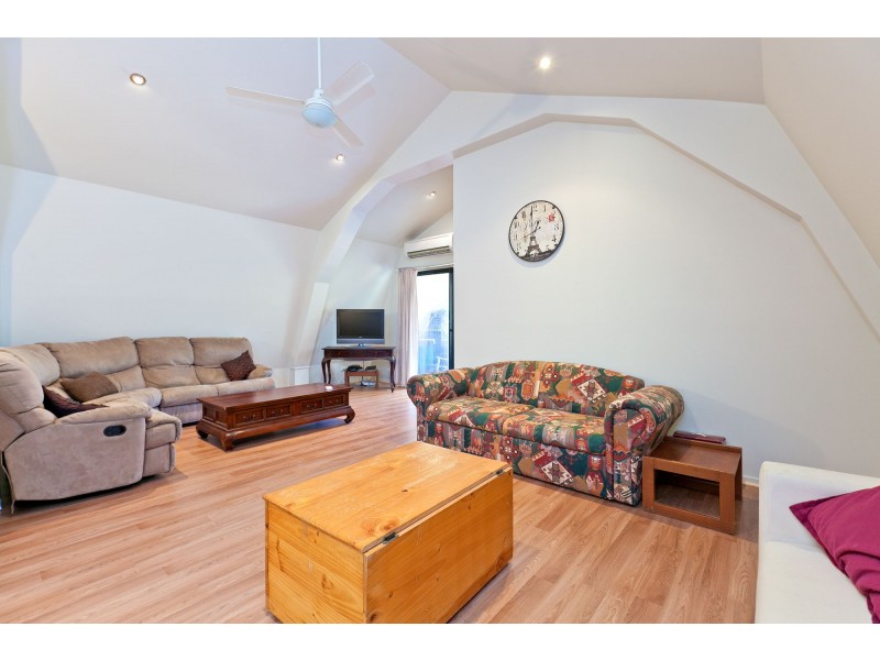 36 Canaipa Ridge Road, Russell Island QLD 4184