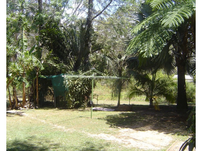 40 Harvey St, Russell Island QLD 4184