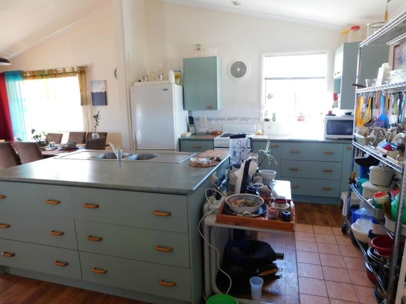 18 Highland Street, Russell Island QLD 4184