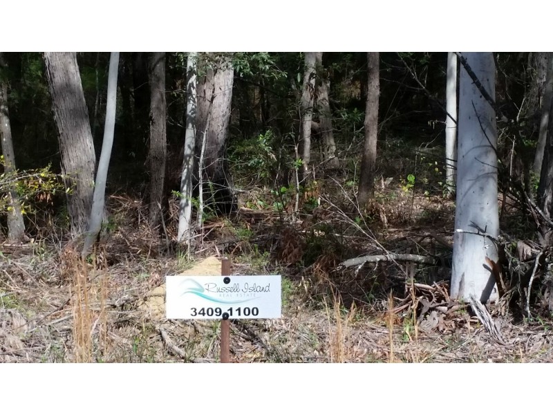 13 Tulloch Street, Russell Island QLD 4184