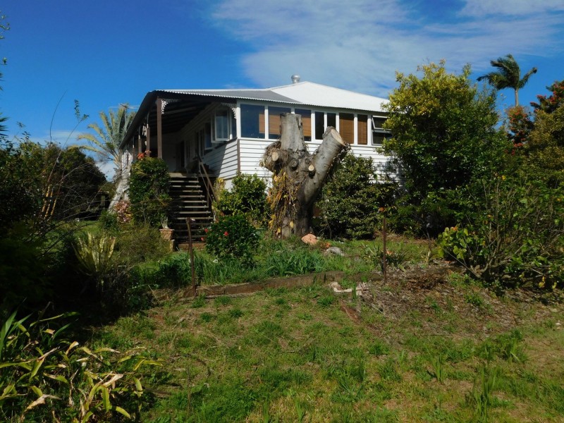 62 Centre Road, Russell Island QLD 4184