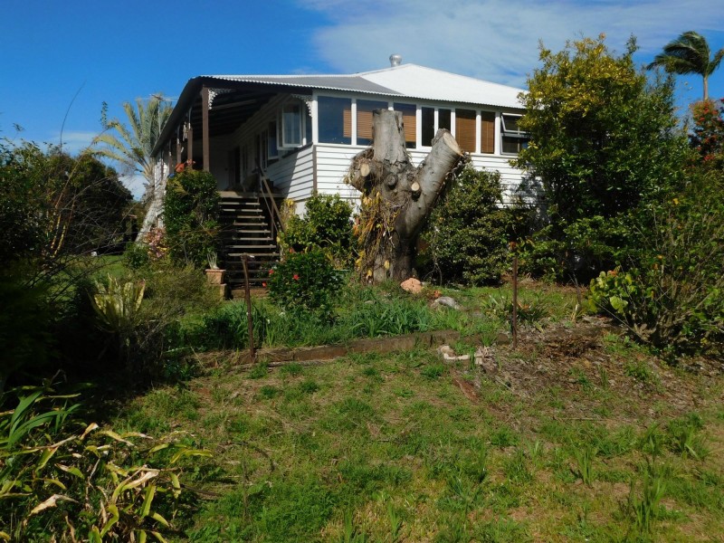 62 Centre Road, Russell Island QLD 4184