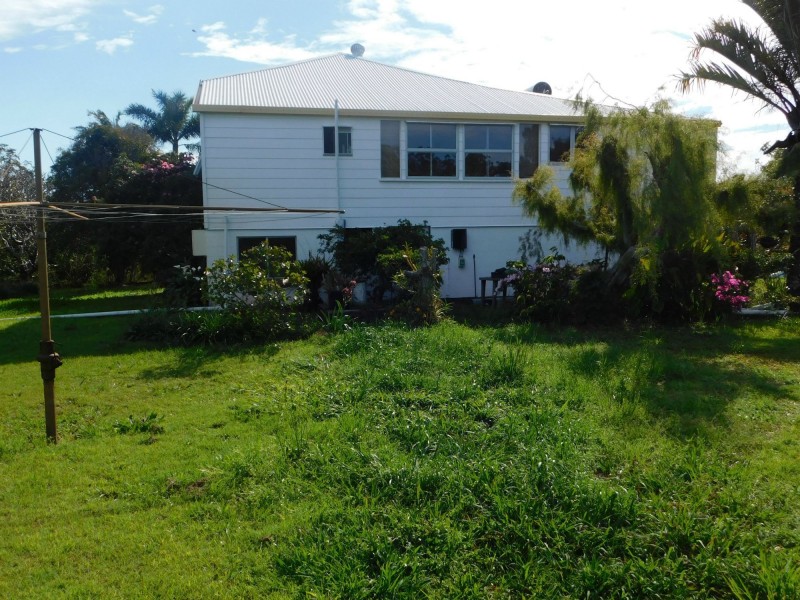 62 Centre Road, Russell Island QLD 4184