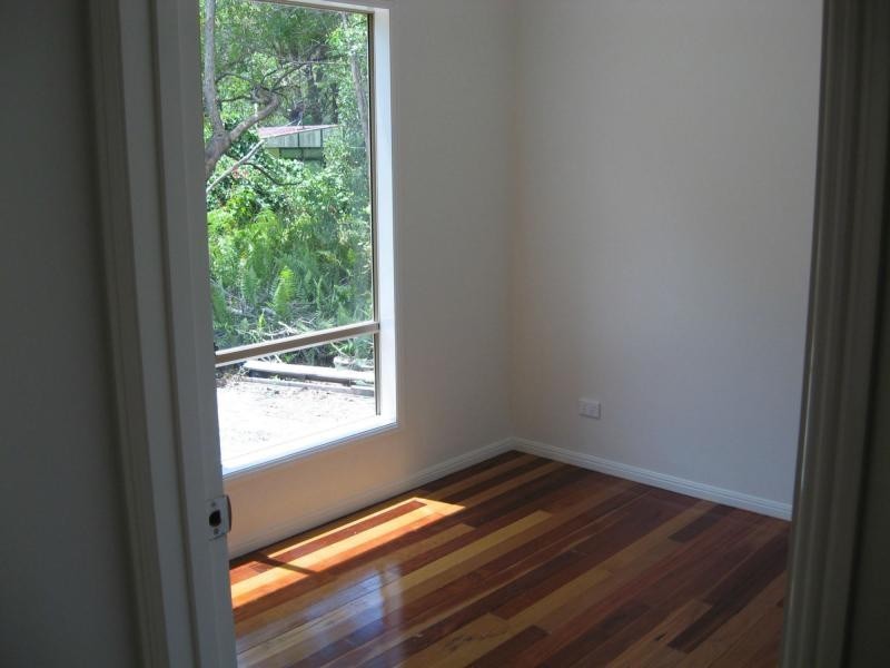 11 Saturn Street, Russell Island QLD 4184