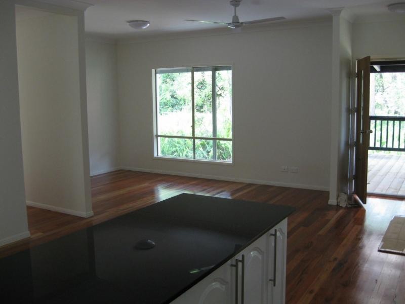 11 Saturn Street, Russell Island QLD 4184