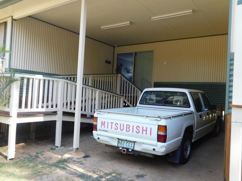 16 Sapphire Street, Russell Island QLD 4184