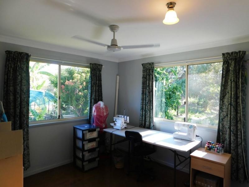 16 Sapphire Street, Russell Island QLD 4184