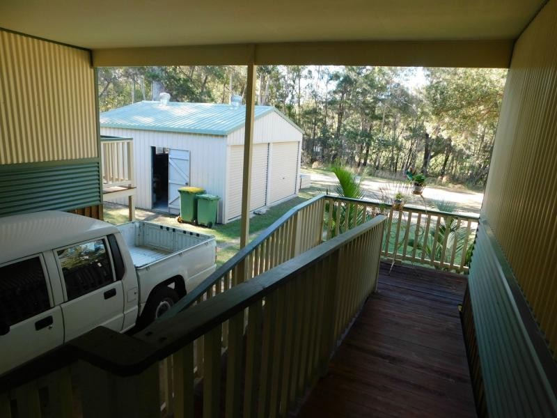 16 Sapphire Street, Russell Island QLD 4184