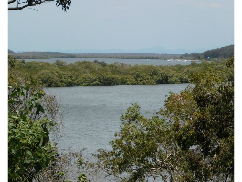 104-114 Canaipa Road, Russell Island QLD 4184