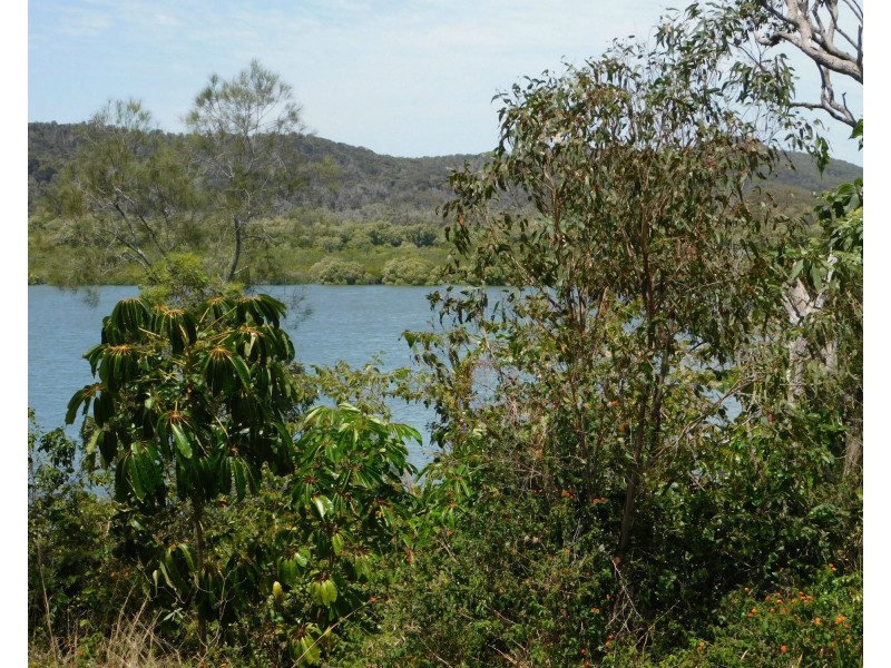 104-114 Canaipa Road, Russell Island QLD 4184