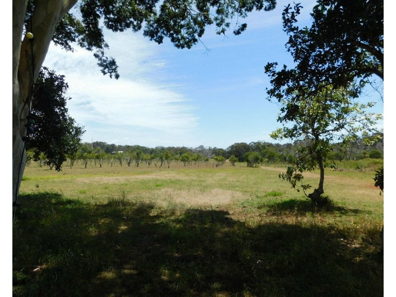 104-114 Canaipa Road, Russell Island QLD 4184