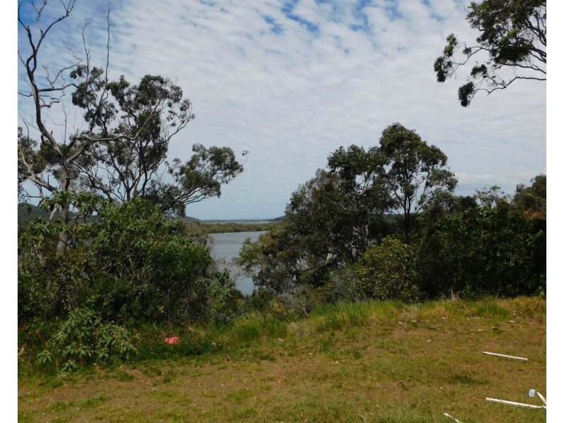 104-114 Canaipa Road, Russell Island QLD 4184