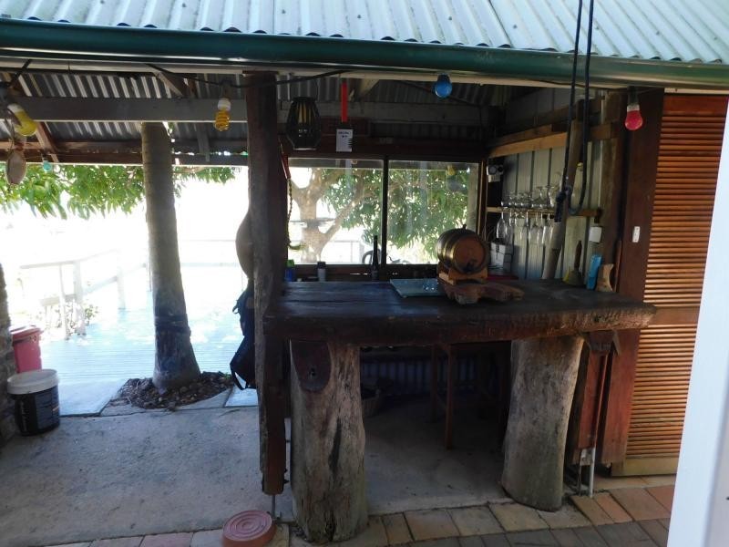 20 Crescent Drive, Russell Island QLD 4184