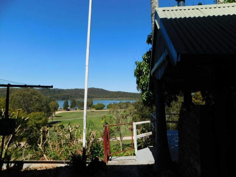 20 Crescent Drive, Russell Island QLD 4184