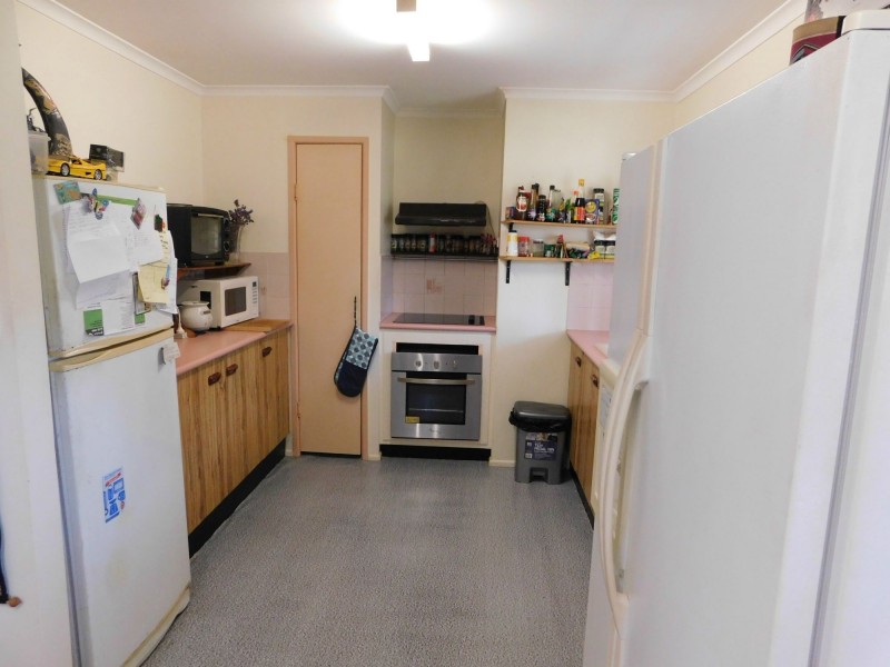 11 Reading Street, Russell Island QLD 4184