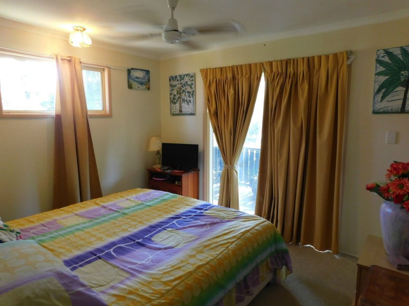 11 Reading Street, Russell Island QLD 4184