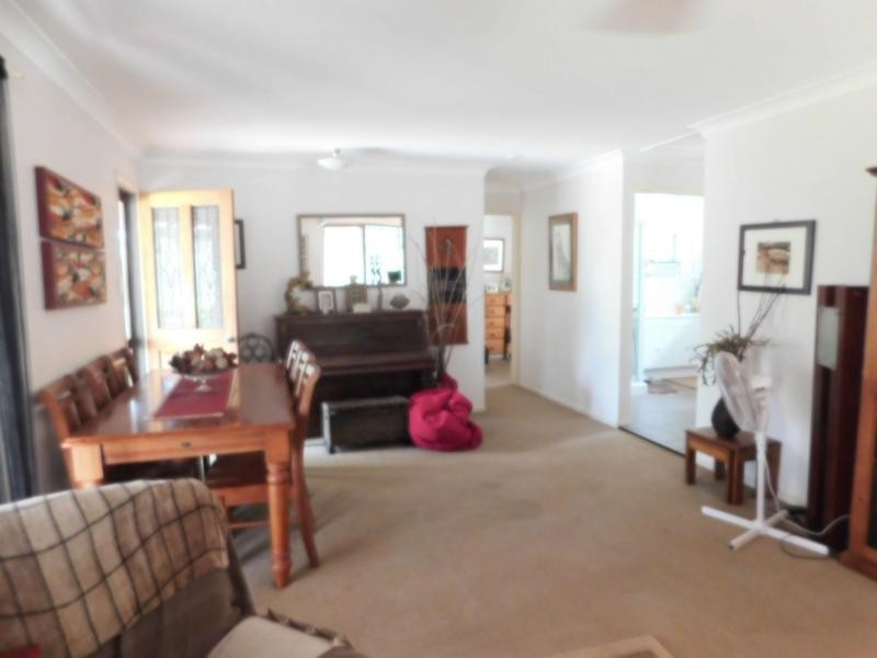 29 Basket Beach Road, Russell Island QLD 4184