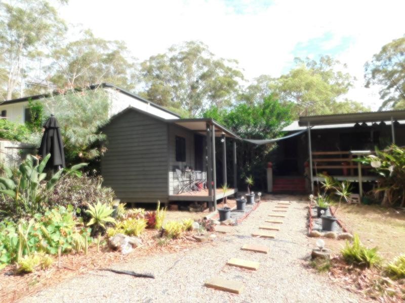 29 Basket Beach Road, Russell Island QLD 4184