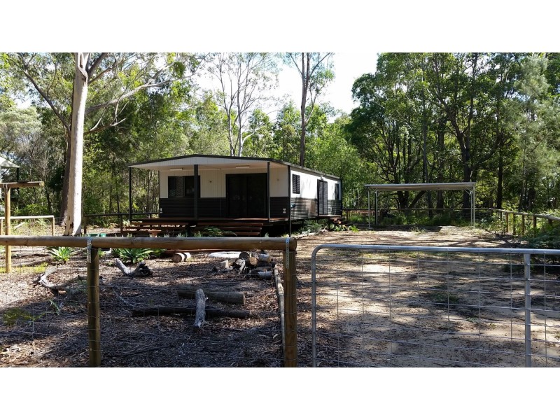 6 Trevana Avenue, Russell Island QLD 4184