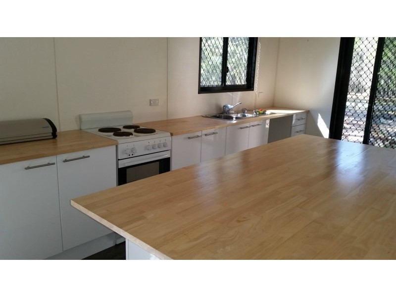 6 Trevana Avenue, Russell Island QLD 4184