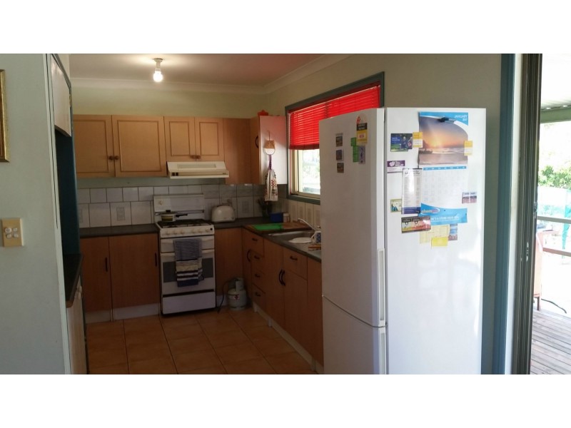 15 Topaz Street, Russell Island QLD 4184
