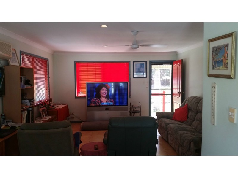 15 Topaz Street, Russell Island QLD 4184