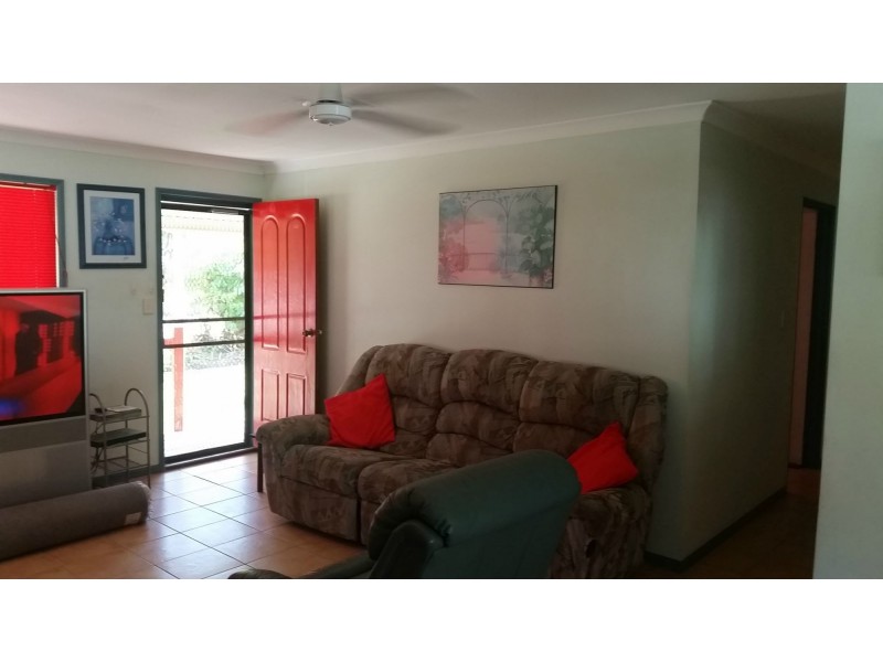 15 Topaz Street, Russell Island QLD 4184