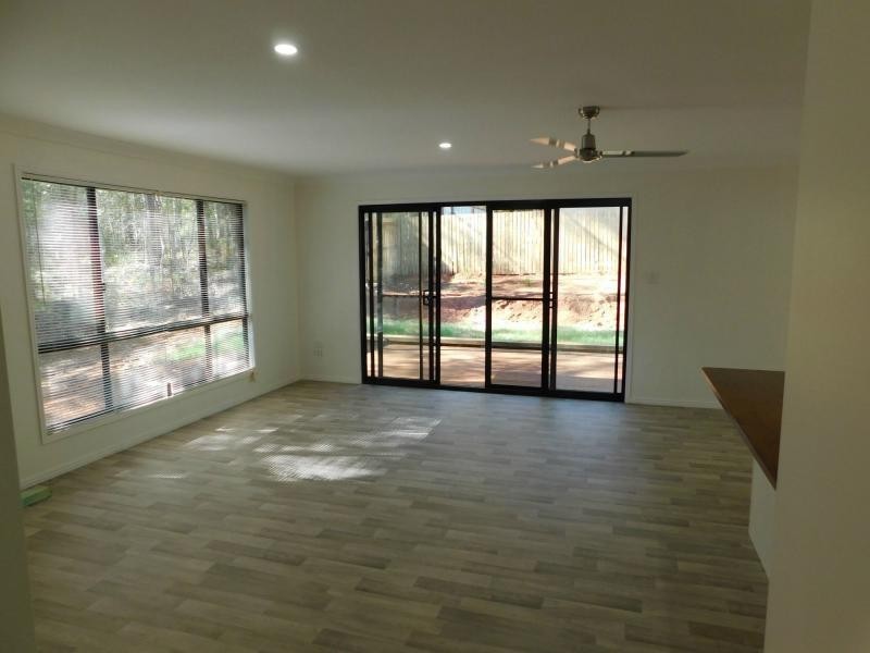 43 Waikiki Beach Road, Russell Island QLD 4184
