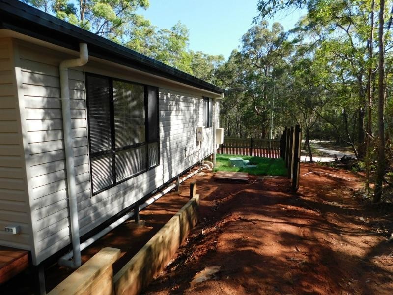 43 Waikiki Beach Road, Russell Island QLD 4184