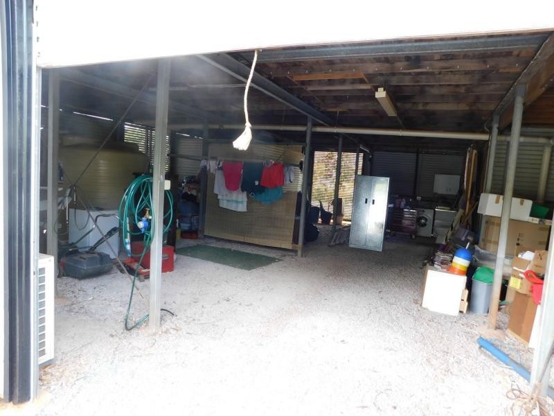 27 Banksia Street St, Russell Island QLD 4184