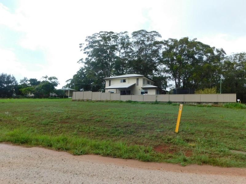 2 Breeze Street, Russell Island QLD 4184