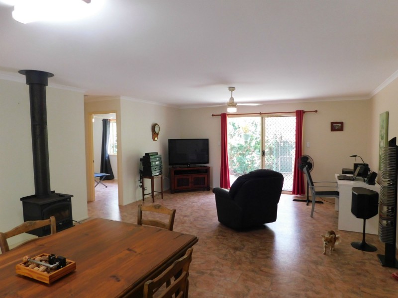 19-21 Kurrajong Road, Russell Island QLD 4184