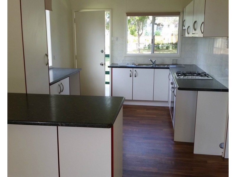 18 Wilma Crescent, Russell Island QLD 4184