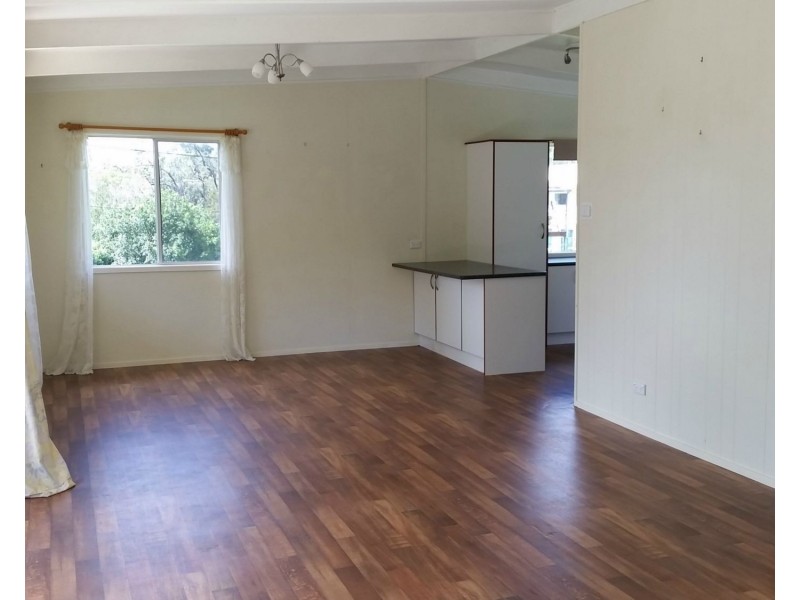 18 Wilma Crescent, Russell Island QLD 4184