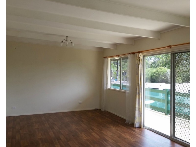 18 Wilma Crescent, Russell Island QLD 4184