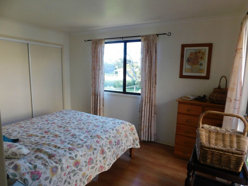 7 Aquarius Road, Russell Island QLD 4184