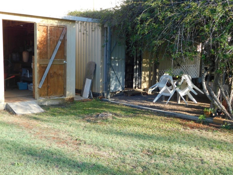 7 Aquarius Road, Russell Island QLD 4184