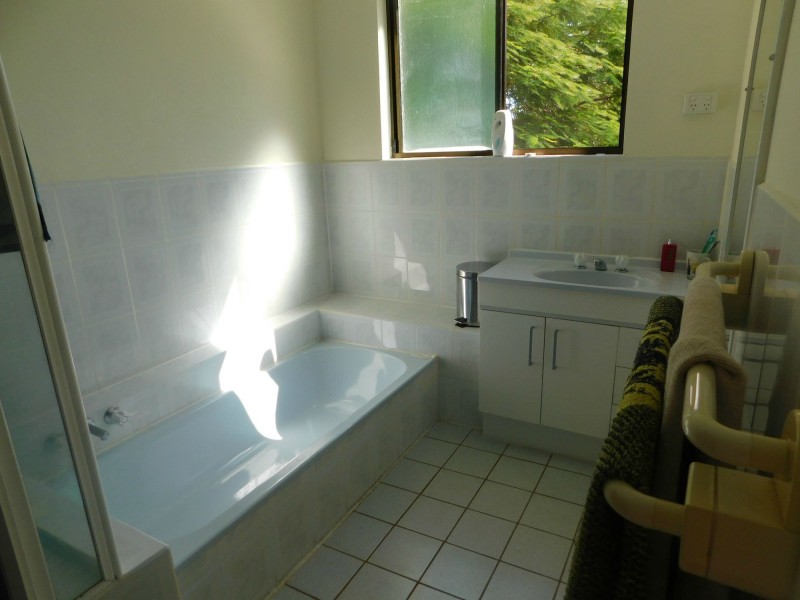 Russell Island QLD 4184