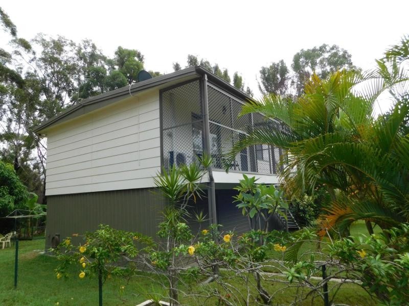 250 Centre Road, Russell Island QLD 4184