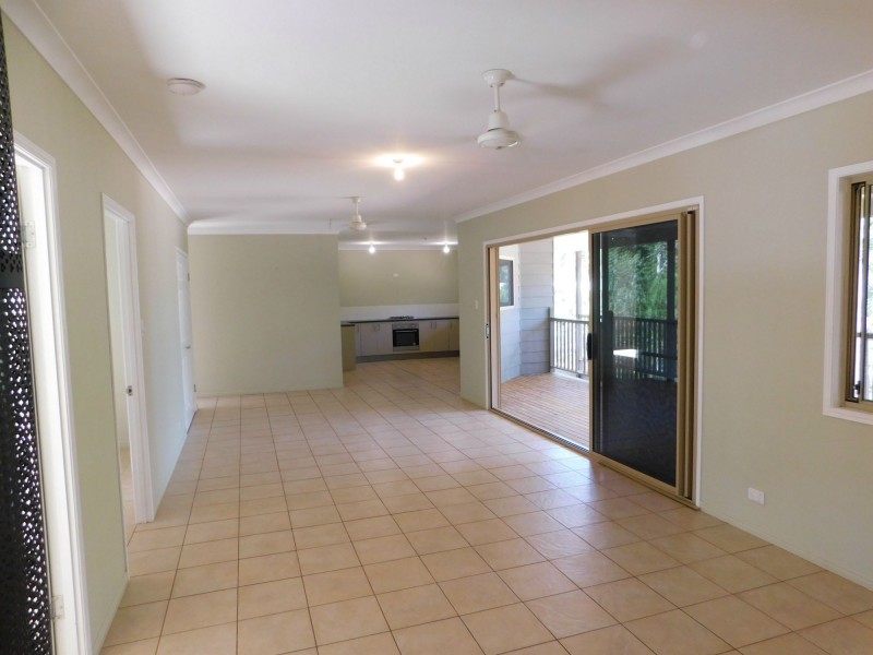 9 Canopy Crescent, Russell Island QLD 4184