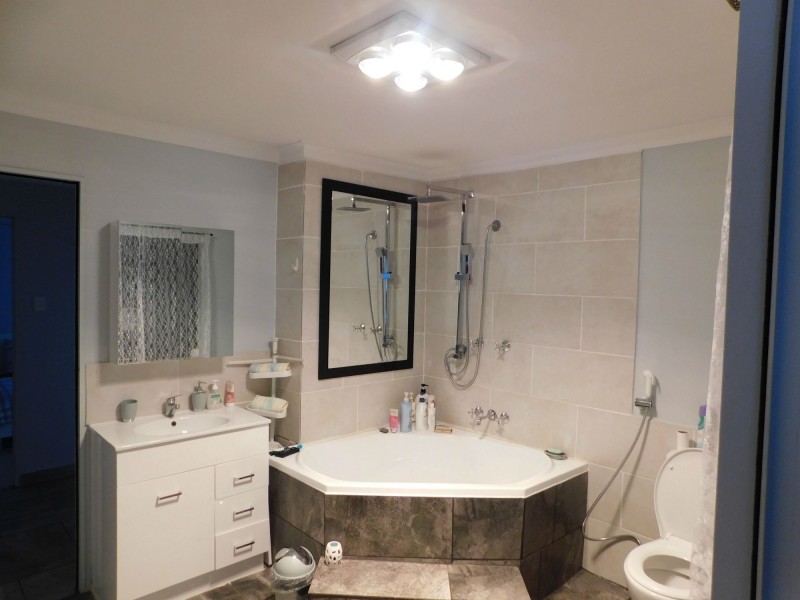 12 Tulip Street, Russell Island QLD 4184