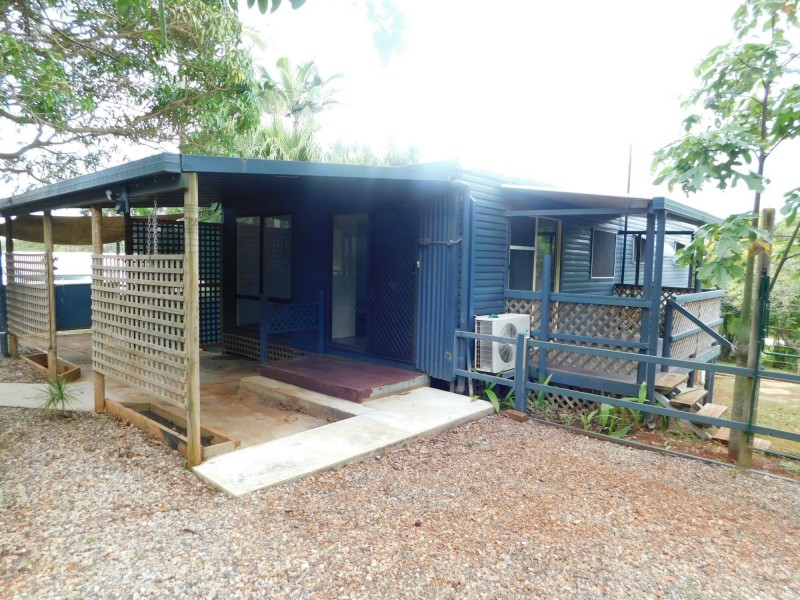 2 Aimeo Esplanade, Russell Island QLD 4184